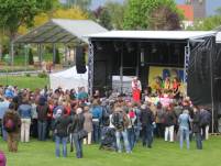 Dehner; Blumenpark; Event; Rain am Lech; Band; Donikkl; Mobile B&uuml;hne